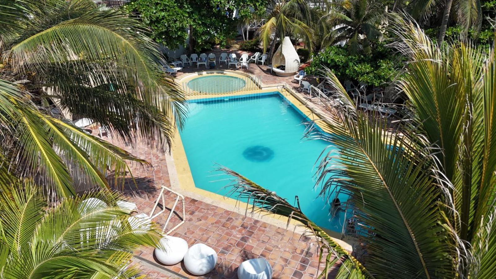 Hotel Tropical Inn Playa de Punta Arena Exterior photo